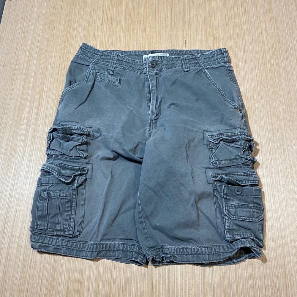 Plugg Mens Grey Cotton Cargo Shorts Size 31 Faded Relaxed Fit Multi Pocket Y2K